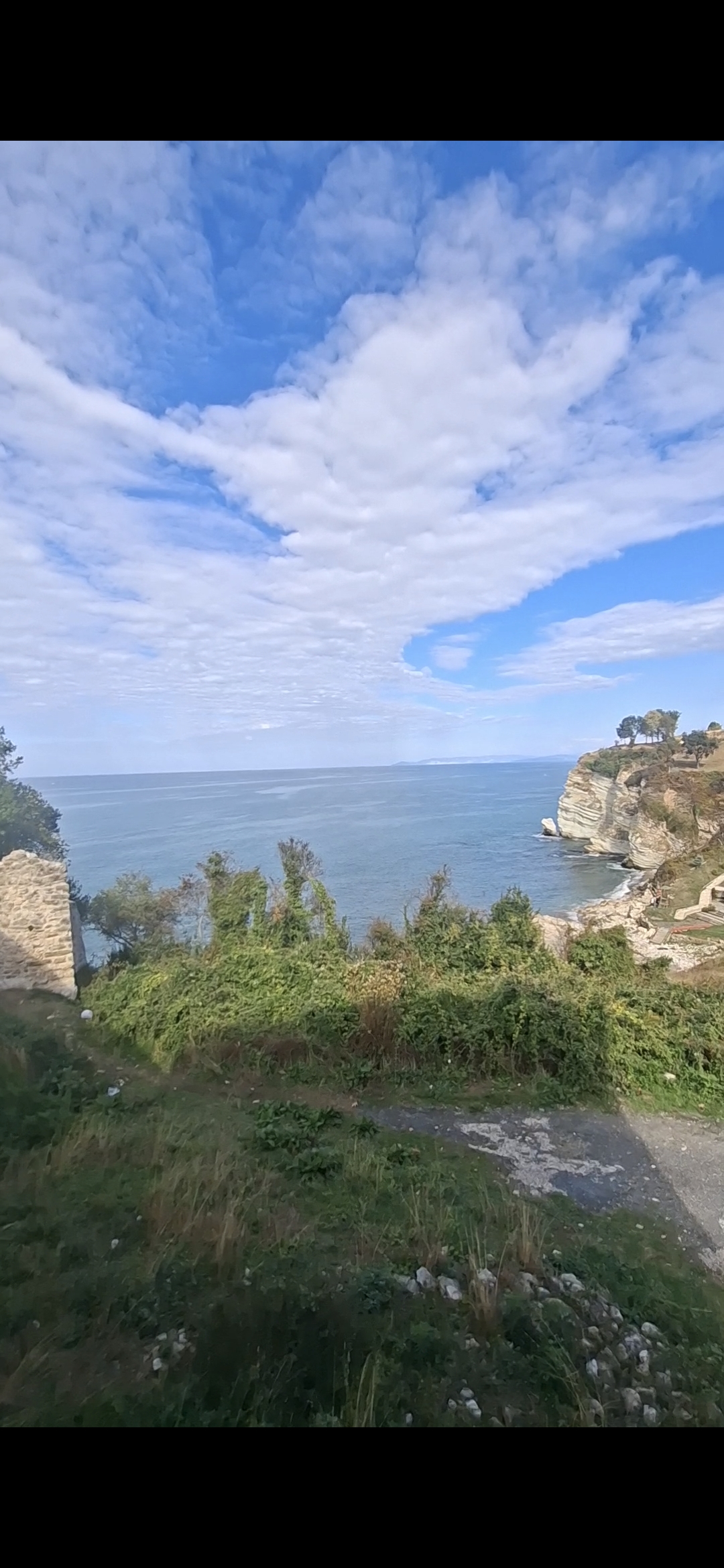 Akçakoca Ceneviz Kalesi: Tarihe Yolculuk ve Denizden Gelen Miras